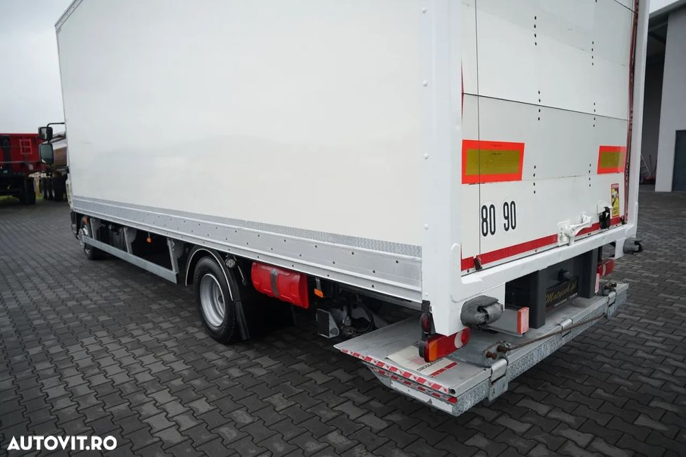 DAF LF 210 / 4x2 / CONTAINER - 7 M / LIFT HIDRAULIC DHOLLANDIA - 1.500 KG / EURO 6 - 12