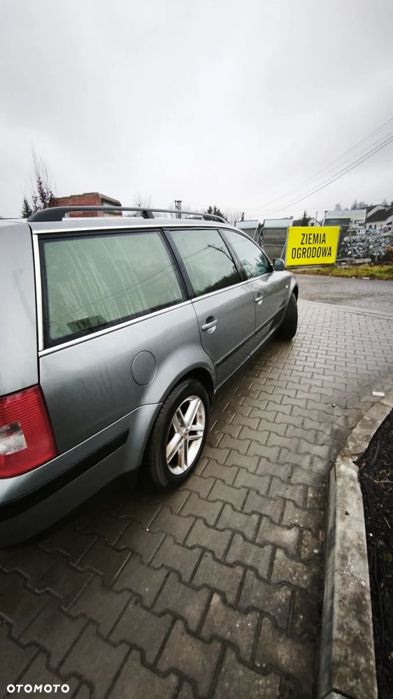 Volkswagen Passat 1.9 TDI Comfortline - 20