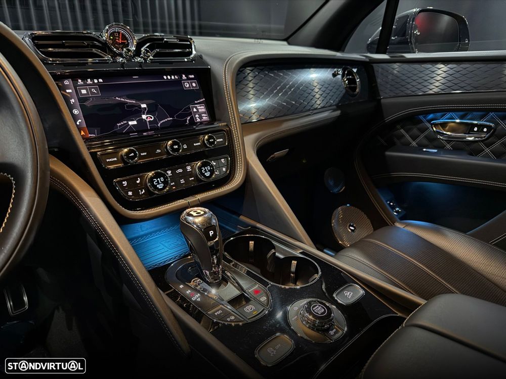Bentley Bentayga V8 Atelier Edition - 22