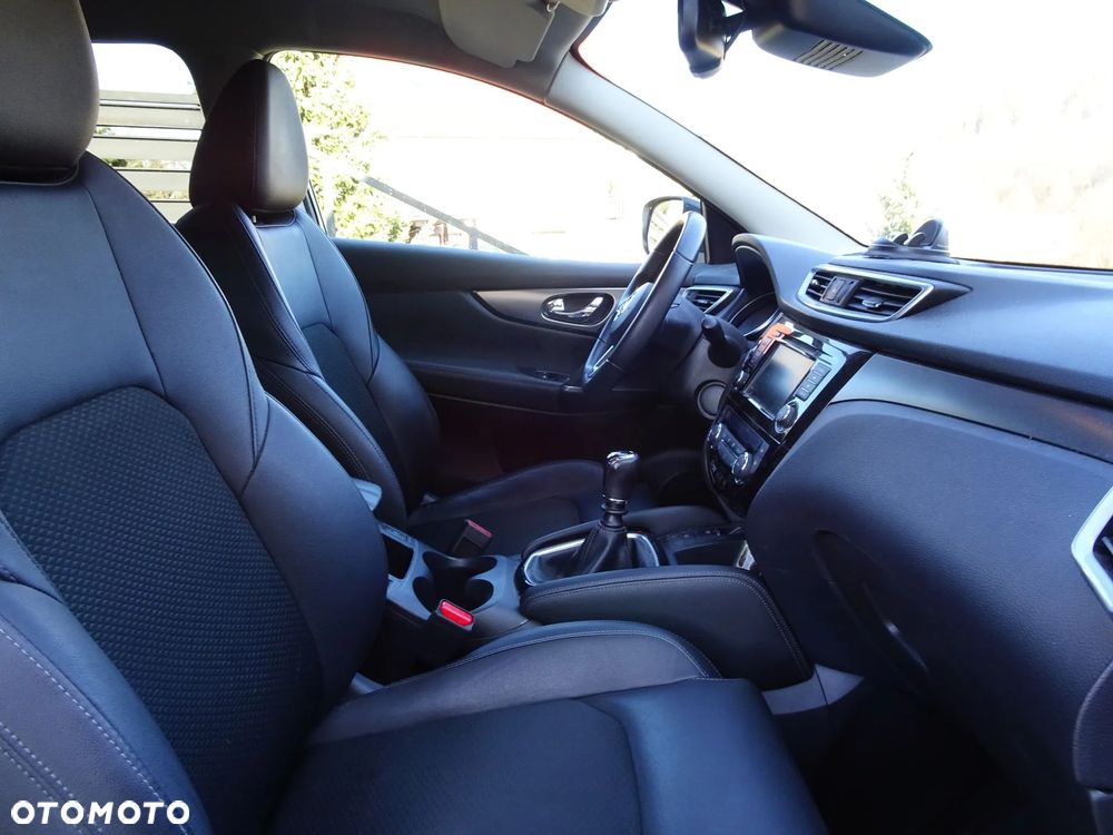 Nissan Qashqai 1.3 DIG-T Acenta EU6d - 8