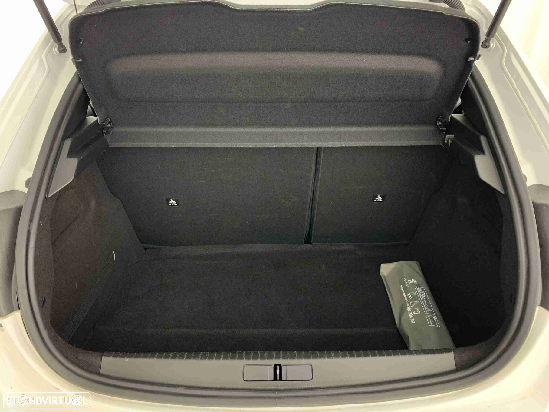 Peugeot 208 1.2 PureTech Active Pack - 14