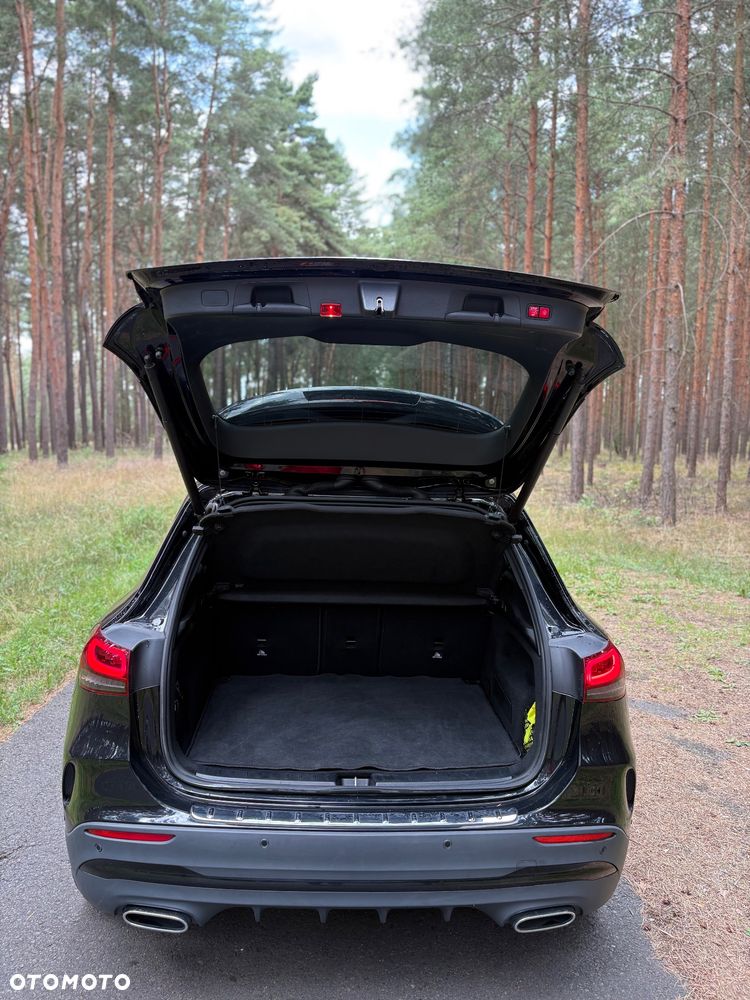 Mercedes-Benz GLA 200 4-Matic Edition 1 - 7