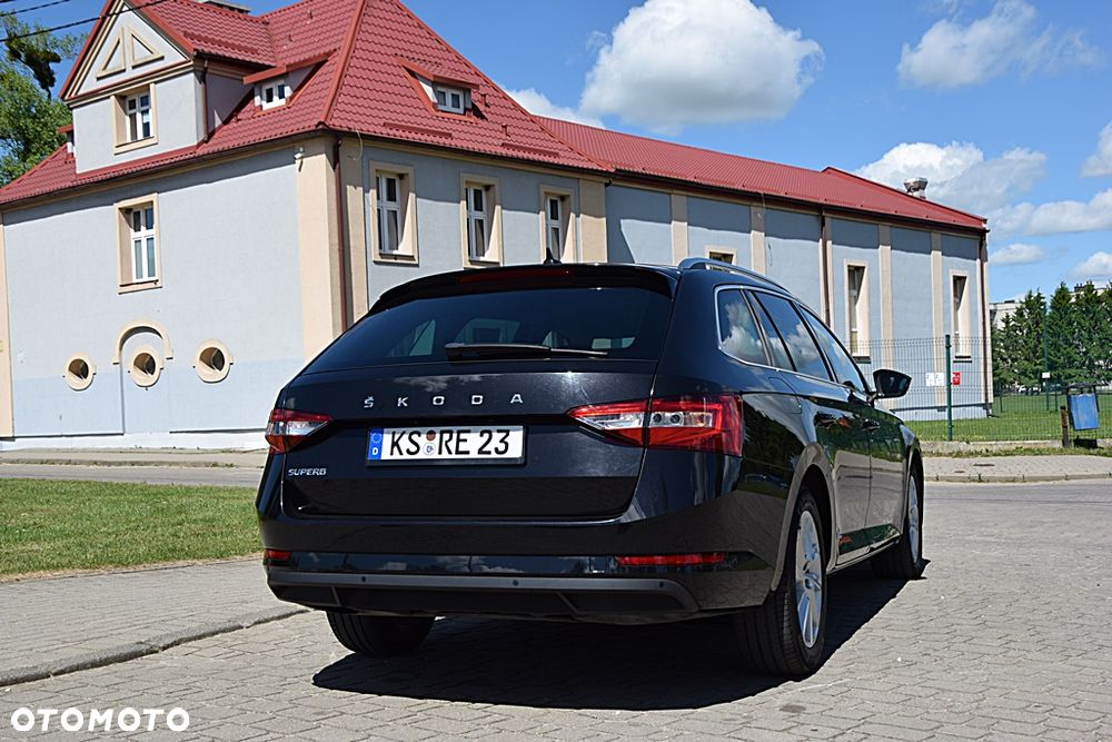 Skoda Superb 2.0 TDI Active DSG7 - 3