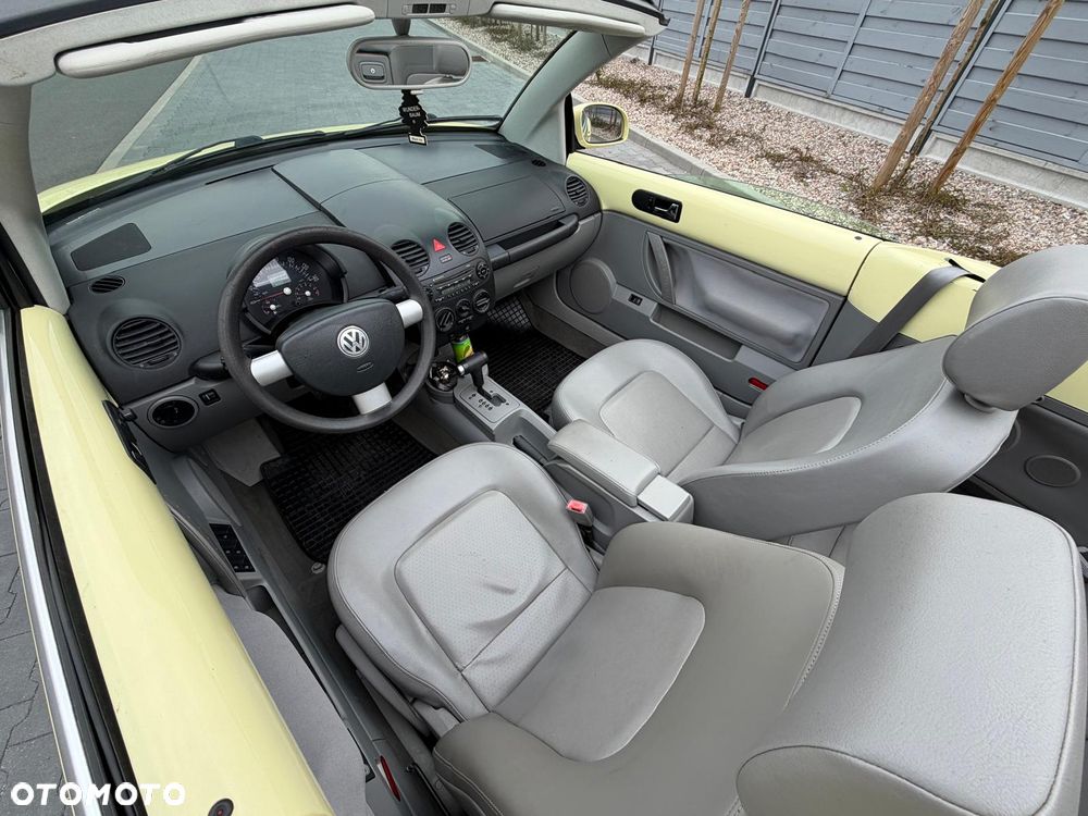 Volkswagen New Beetle 2.0 - 2