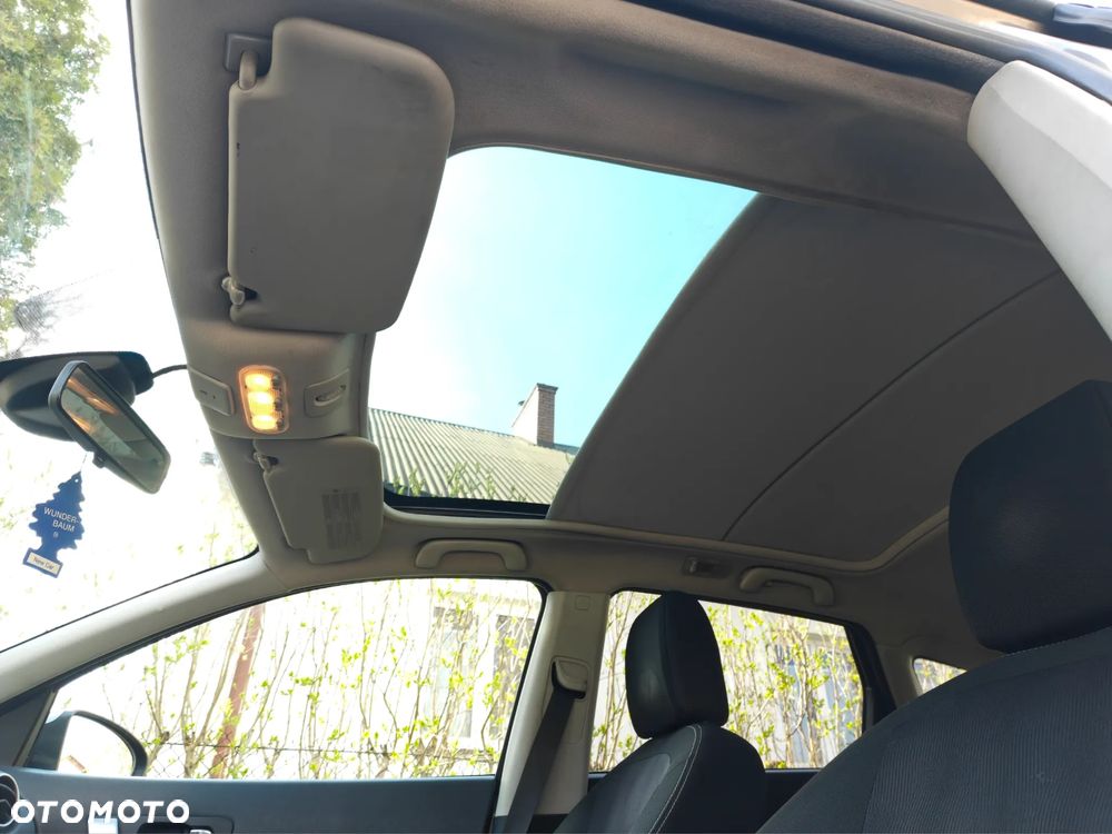 Nissan Qashqai 1.6 dCi DPF Start/Stop acenta - 9