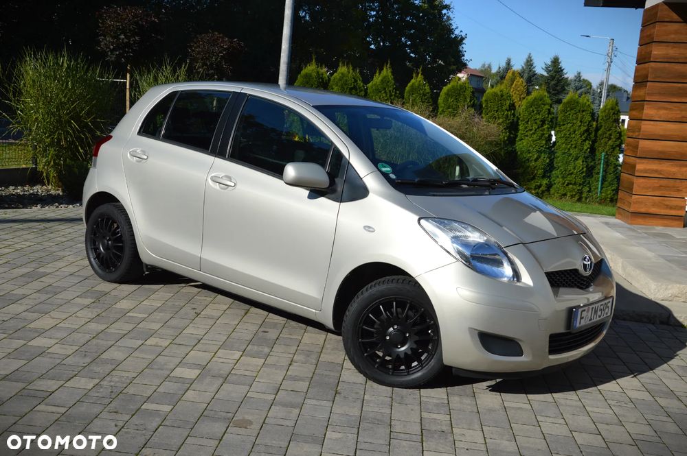 Toyota Yaris 1.33 Active - 3