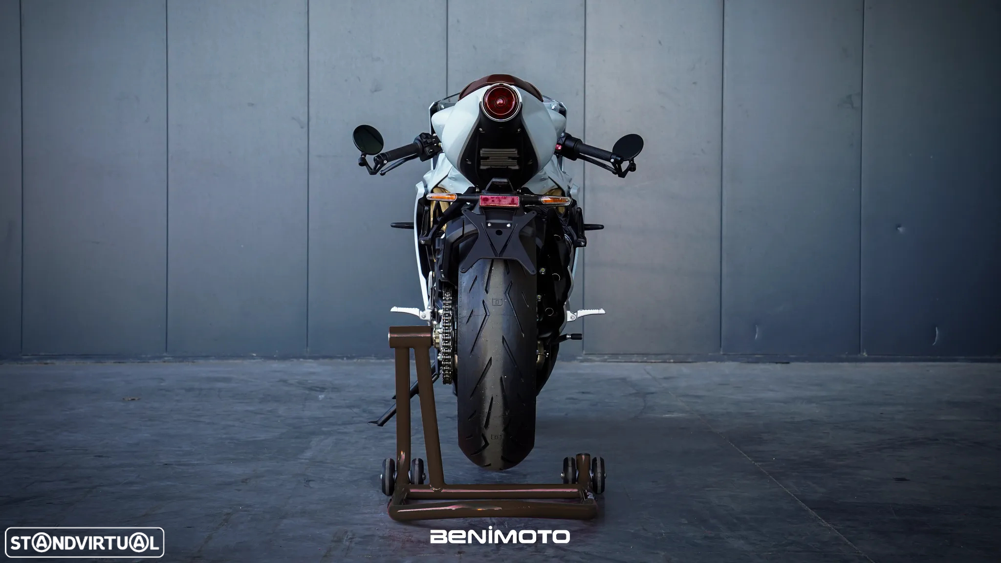 MV Agusta Superveloce S - 4