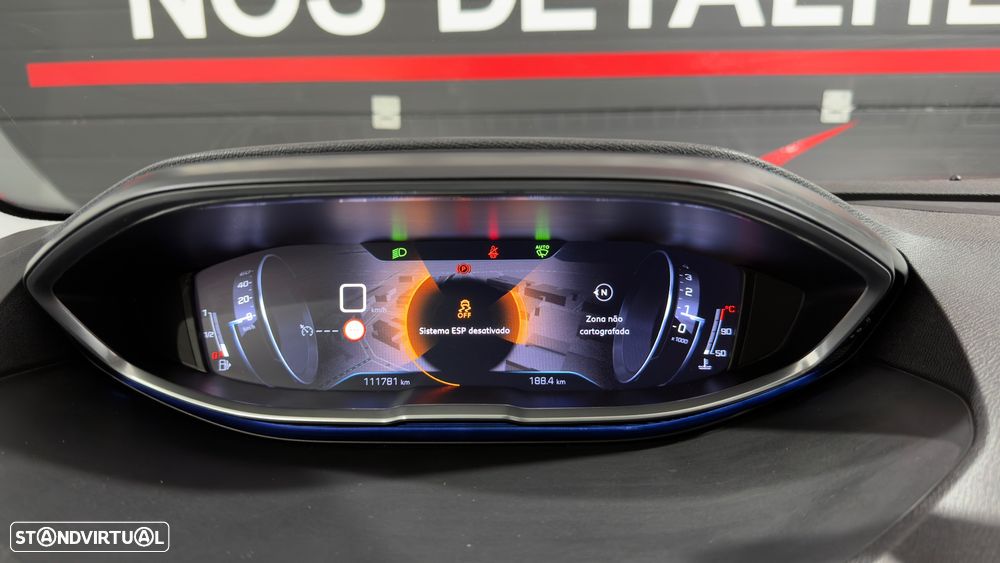 Peugeot 3008 PureTech 130 Stop & Start GPF Allure - 35