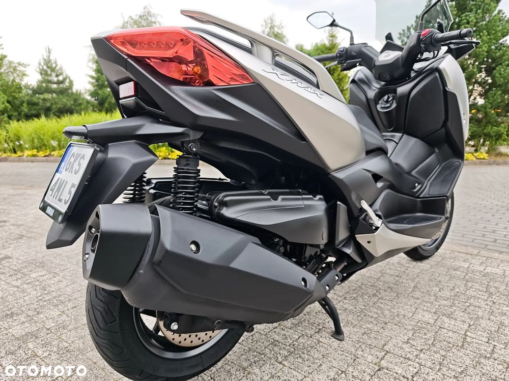 Yamaha X-max - 20
