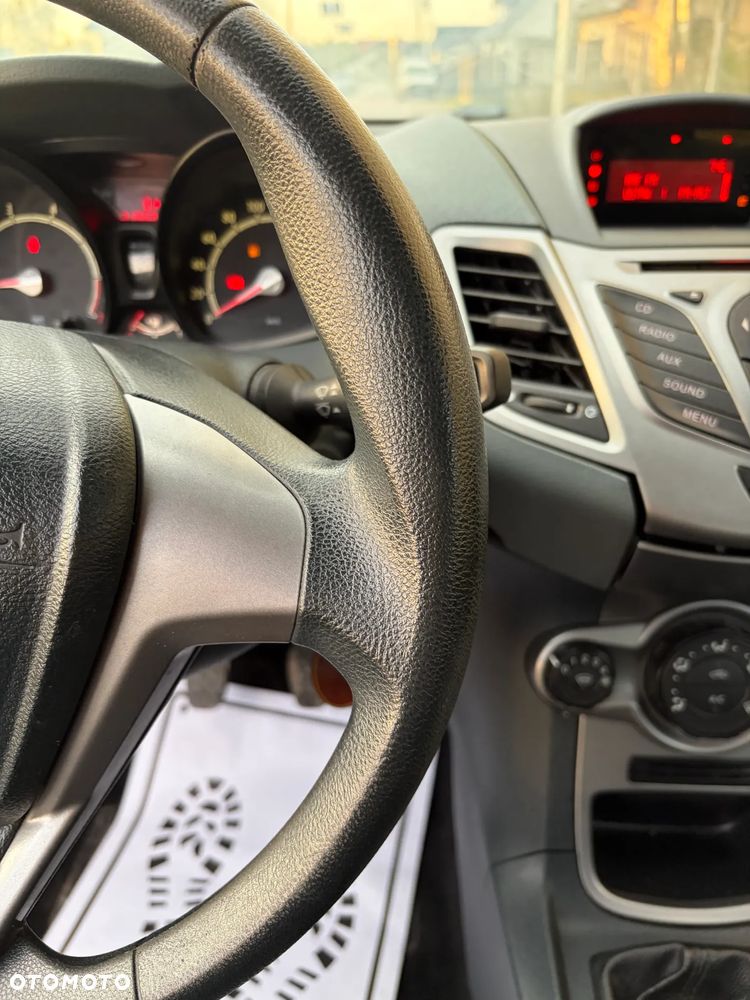 Ford Fiesta 1.25 Trend EU5 - 21