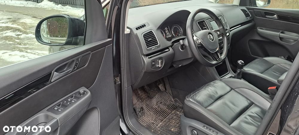 Volkswagen Sharan 2.0 TDI (BlueMotion Technology) Highline - 11