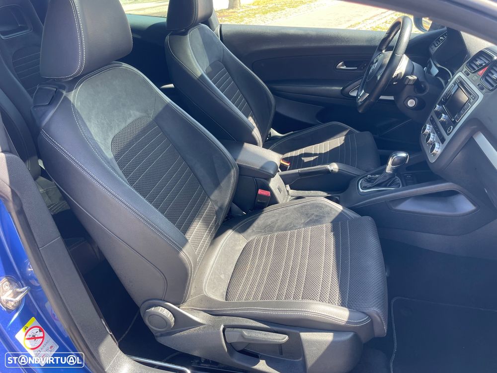 VW Scirocco 2.0 TDI Sport DSG - 15