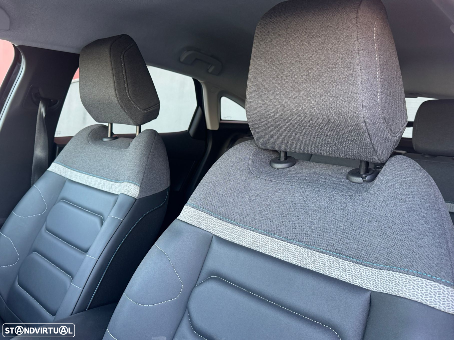 Citroën C4 1.2 PureTech Shine EAT8 - 6