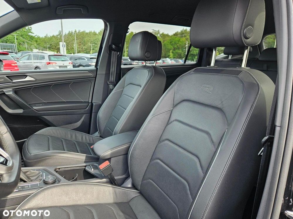 Volkswagen Tiguan Allspace - 11