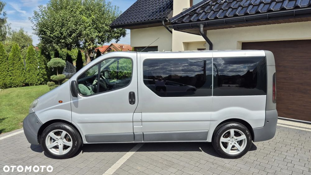 Opel Vivaro Tour - 29