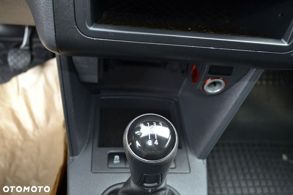 Volkswagen Caddy Trendline - 24