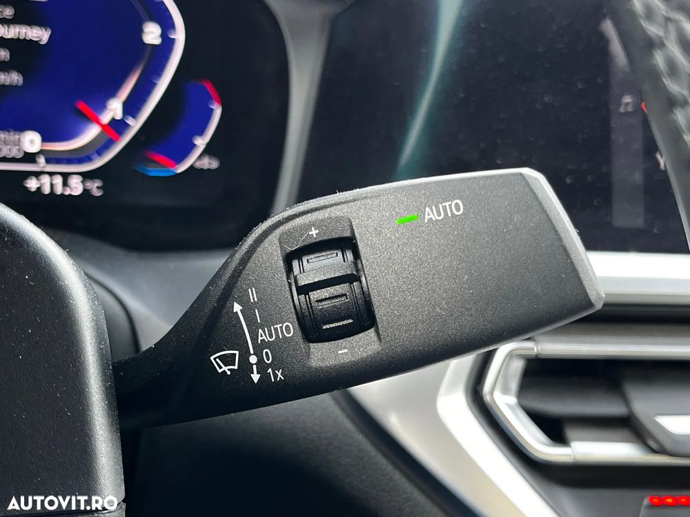 BMW Seria 3 320d xDrive AT Sport Line - 19