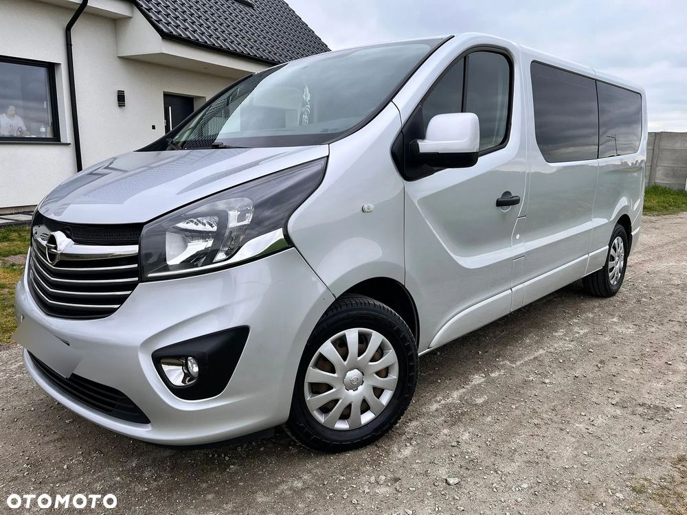 Opel Vivaro - 1