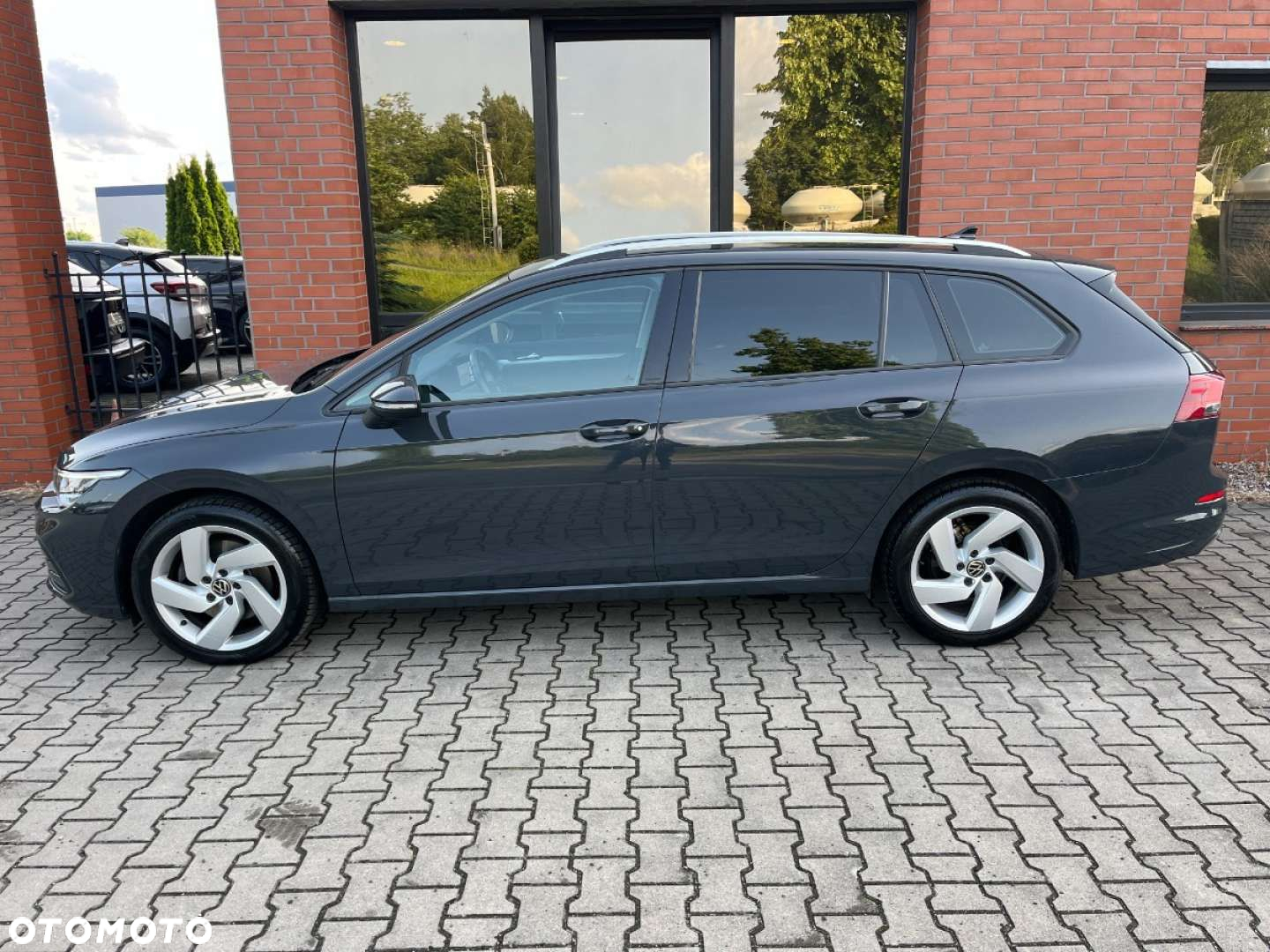 Volkswagen Golf Variant 2.0 TDI SCR Goal - 27