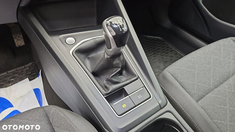 Volkswagen Golf - 18