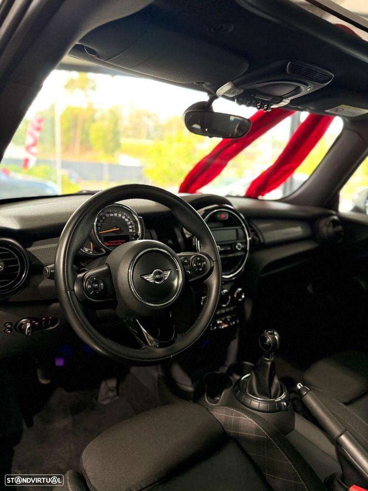 MINI 3 Portas Cooper D - 20