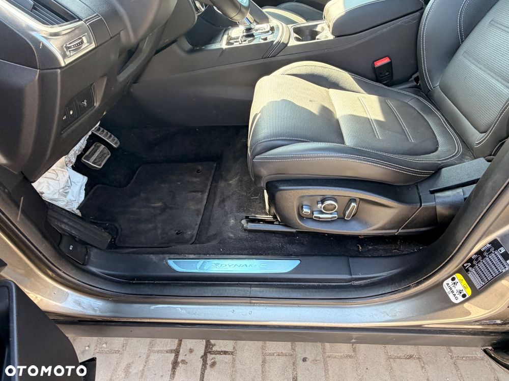 Jaguar E-Pace 1.5 P300e PHEV AWD R-Dynamic SE - 26