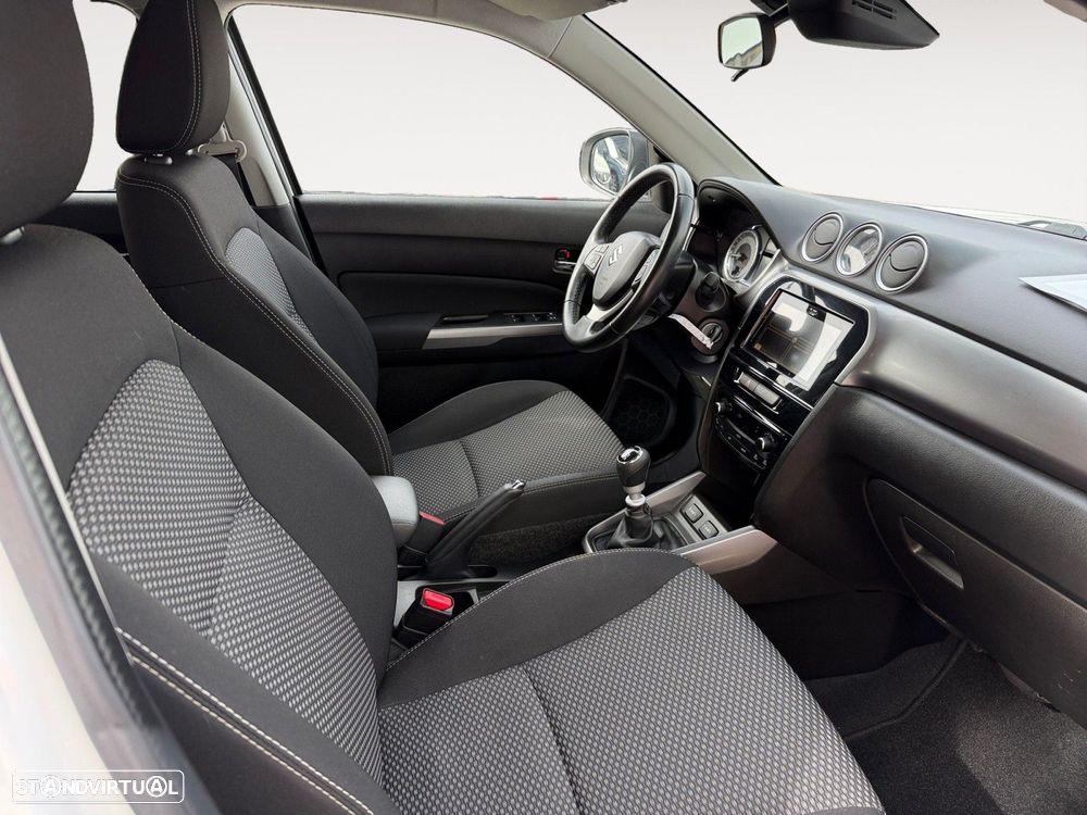 Suzuki Vitara 1.4T GLX Mild Hybrid - 15