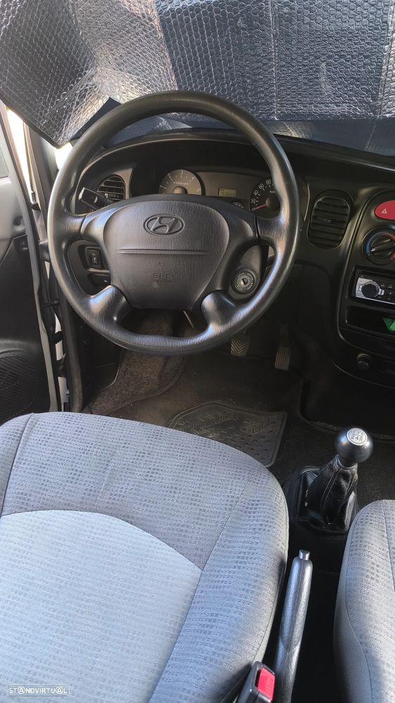 Hyundai H-1 Starex 2.5 CRDi SVX Longo - 12
