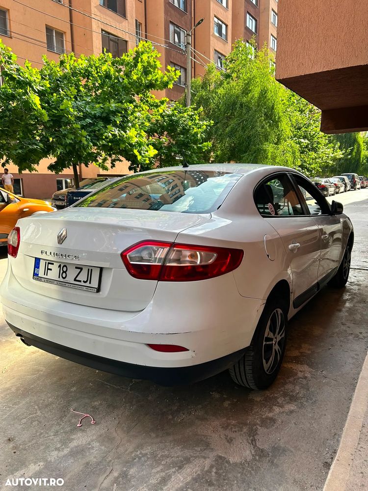 Renault Fluence 1.6 Authentique - 5
