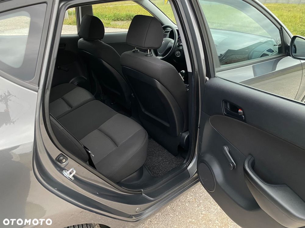 Hyundai i30 1.4 Classic - 23