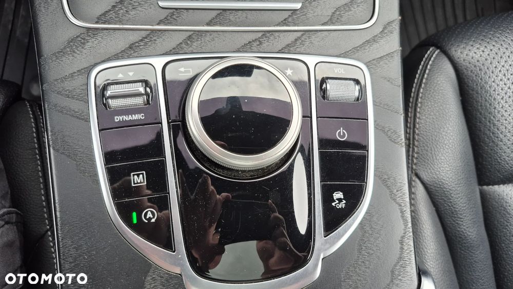 Mercedes-Benz GLC 300 4-Matic - 19