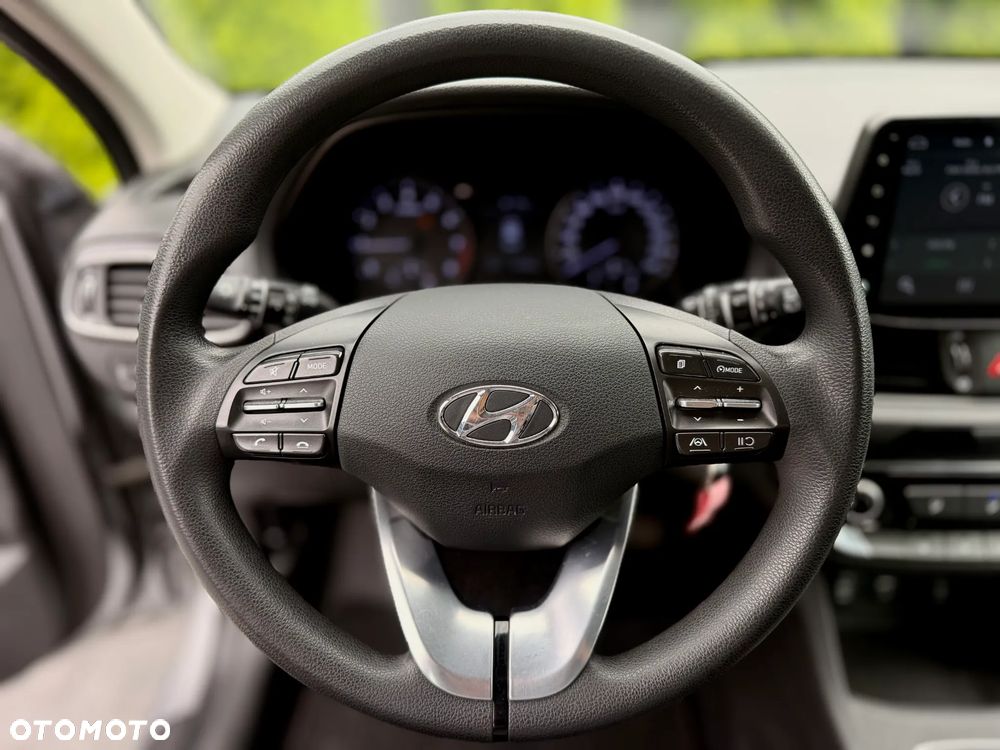 Hyundai i30 1.5 DPI Comfort - 12