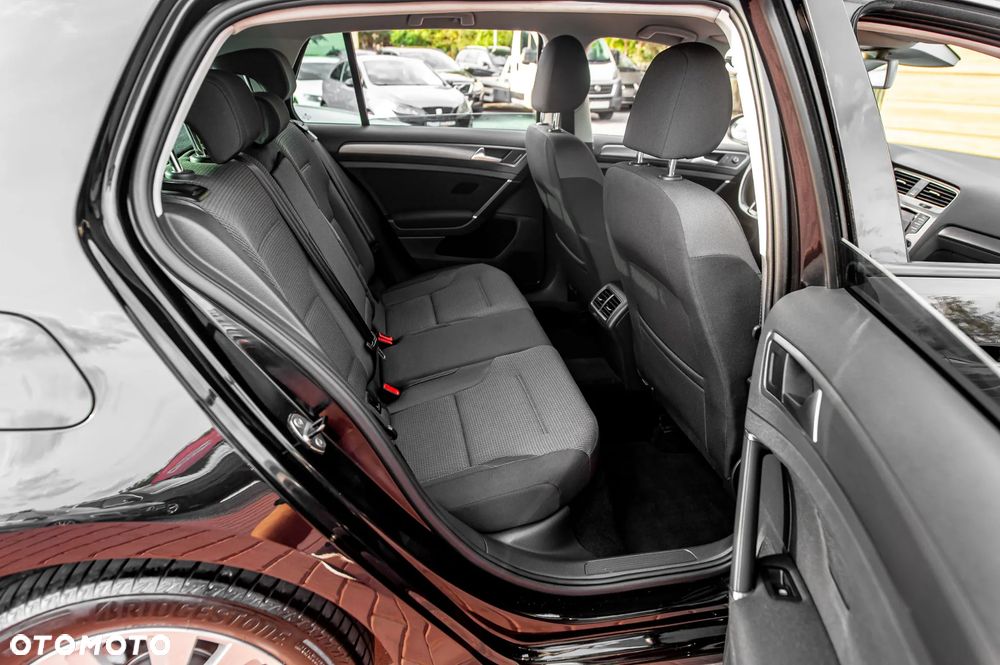 Volkswagen Golf 1.4 TSI BlueMotion Technology DSG Comfortline - 19