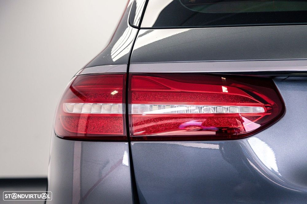 Mercedes-Benz E 220 d AMG Line - 10