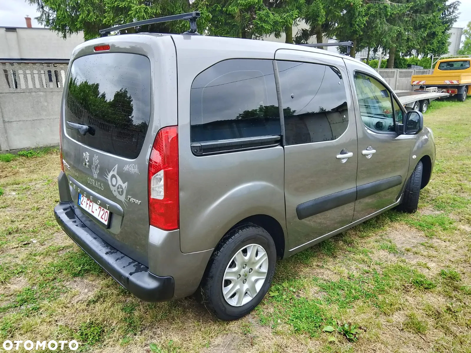 Peugeot Partner Tepee 90 Family - 28