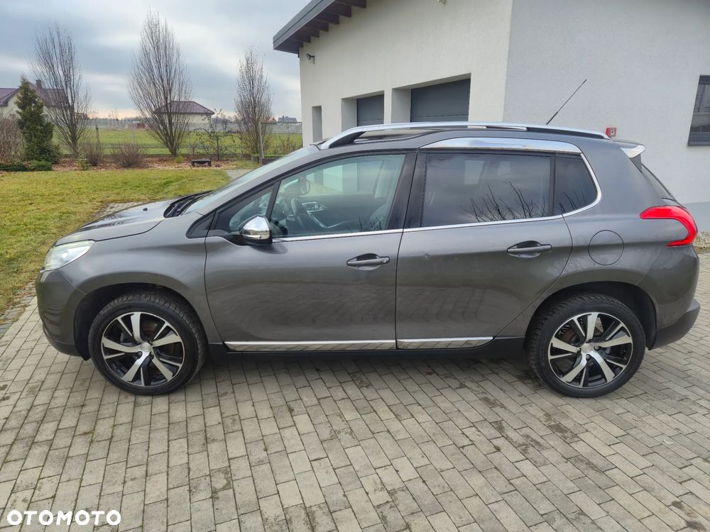 Peugeot 2008 PureTech 130 Stop&Start Allure - 8