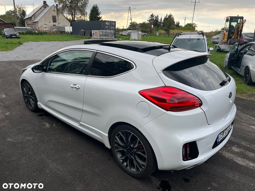 Kia Ceed 1.6 T-GDI GT XL - 15