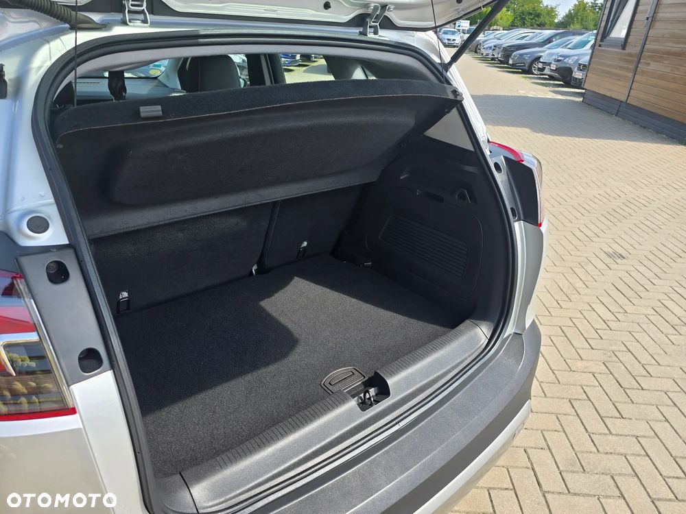 Opel Crossland X - 18