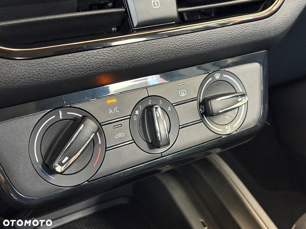Skoda Scala 1.0 TSI Essence - 21