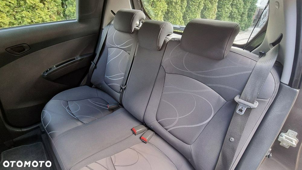 Chevrolet Spark - 17