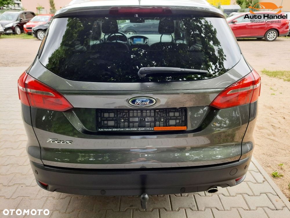 Ford Focus 2.0 EcoBlue Titanium - 11