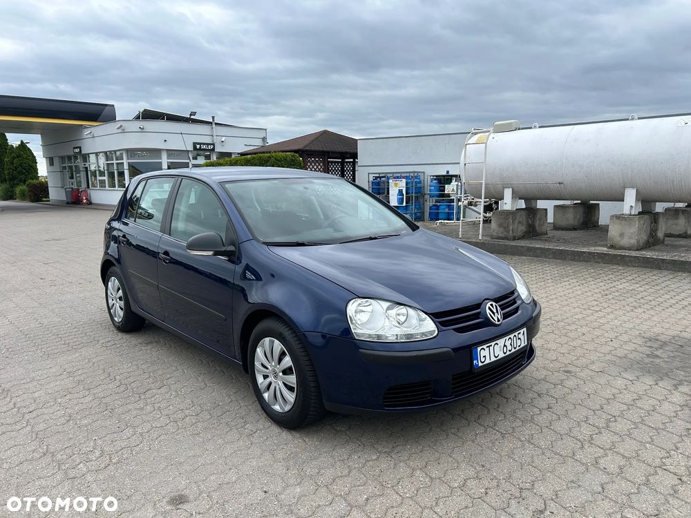 Volkswagen Golf - 2
