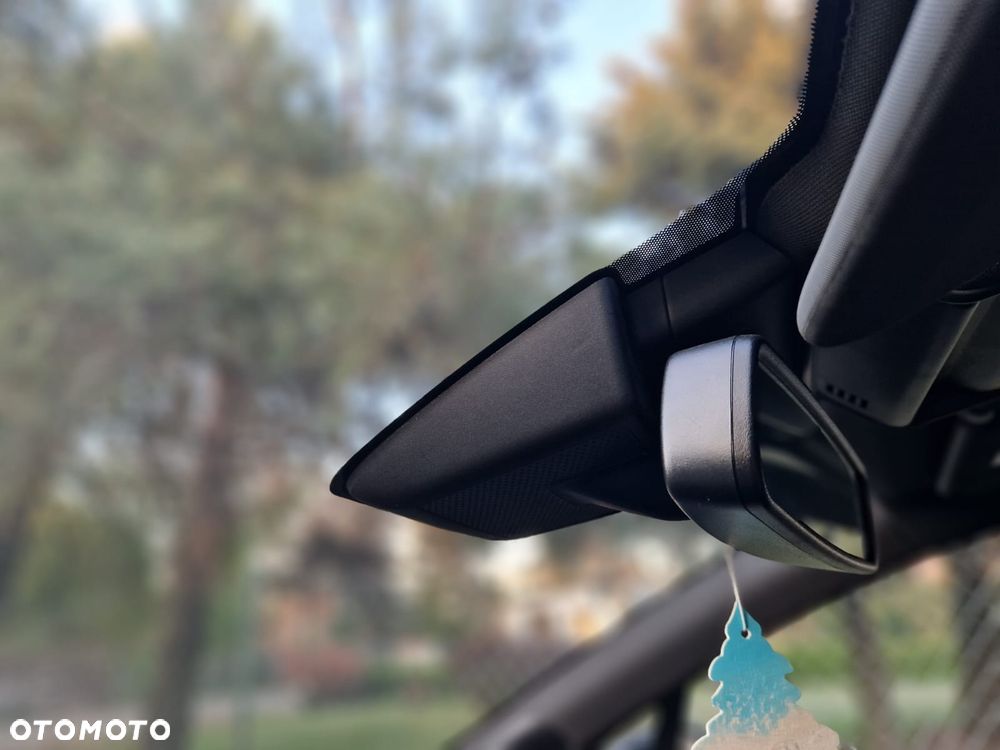 Renault Clio TCe 100 BUSINESS EDITION - 26