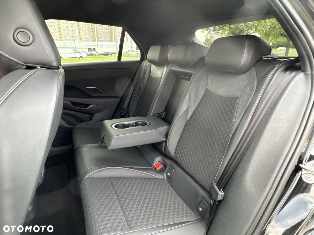 Volkswagen T-Roc - 17