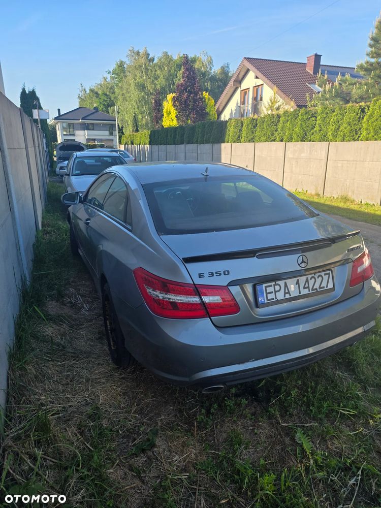 Mercedes-Benz Klasa E 350 CDI DPF BlueEFFICIENCY 7G-TRONIC Avantgarde - 5