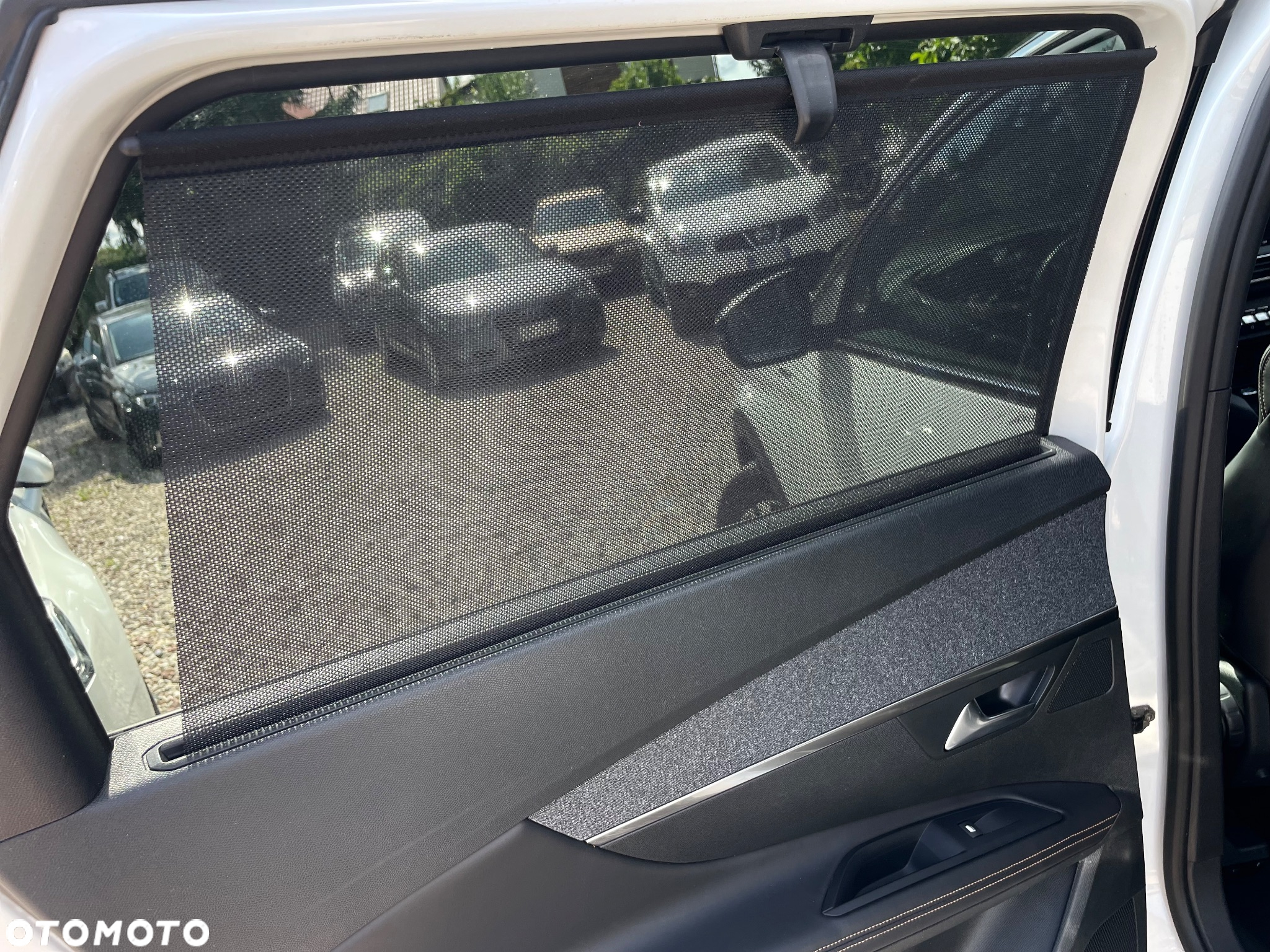 Peugeot 5008 1.6 THP Allure S&S EAT6 - 28