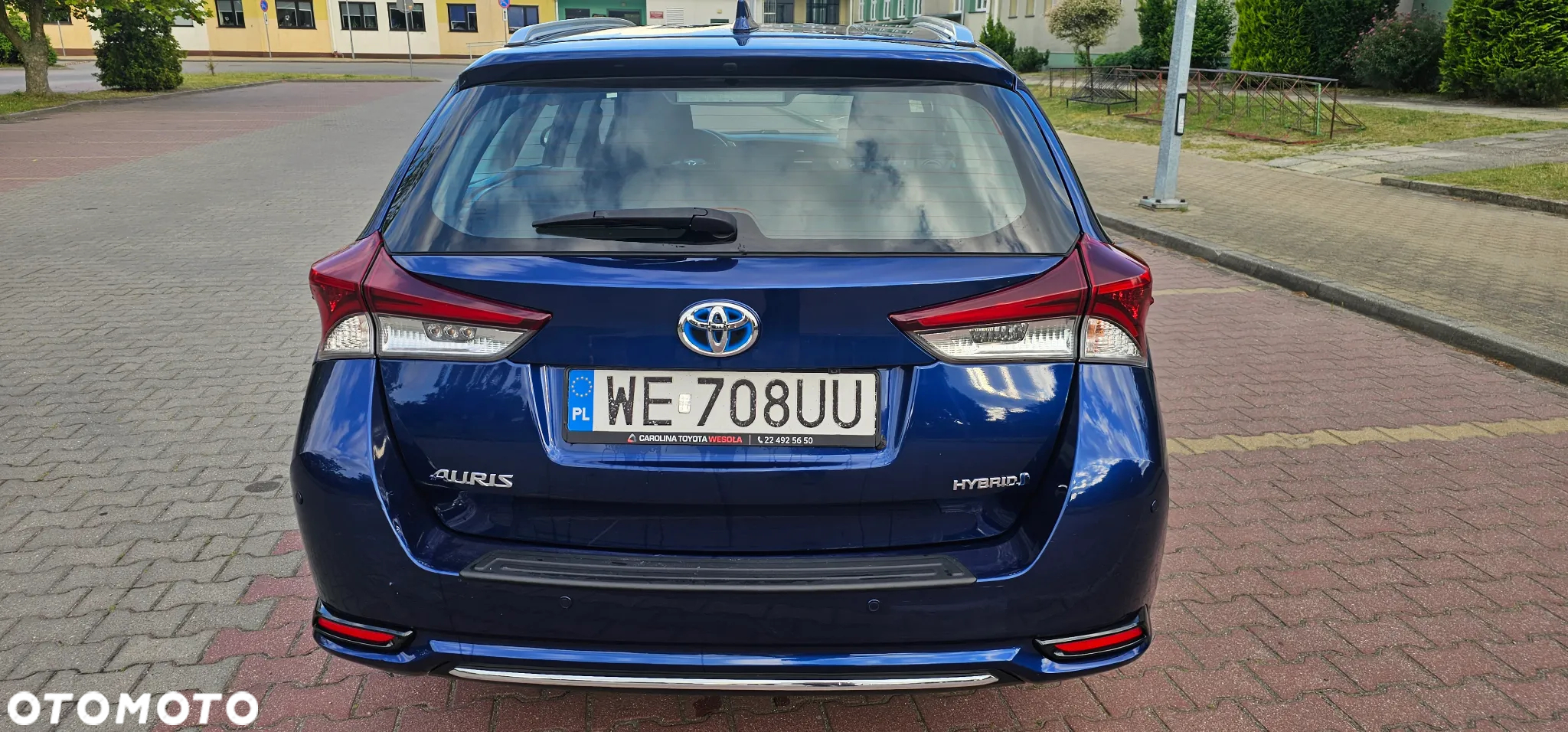 Toyota Auris Hybrid 135 Prestige - 4