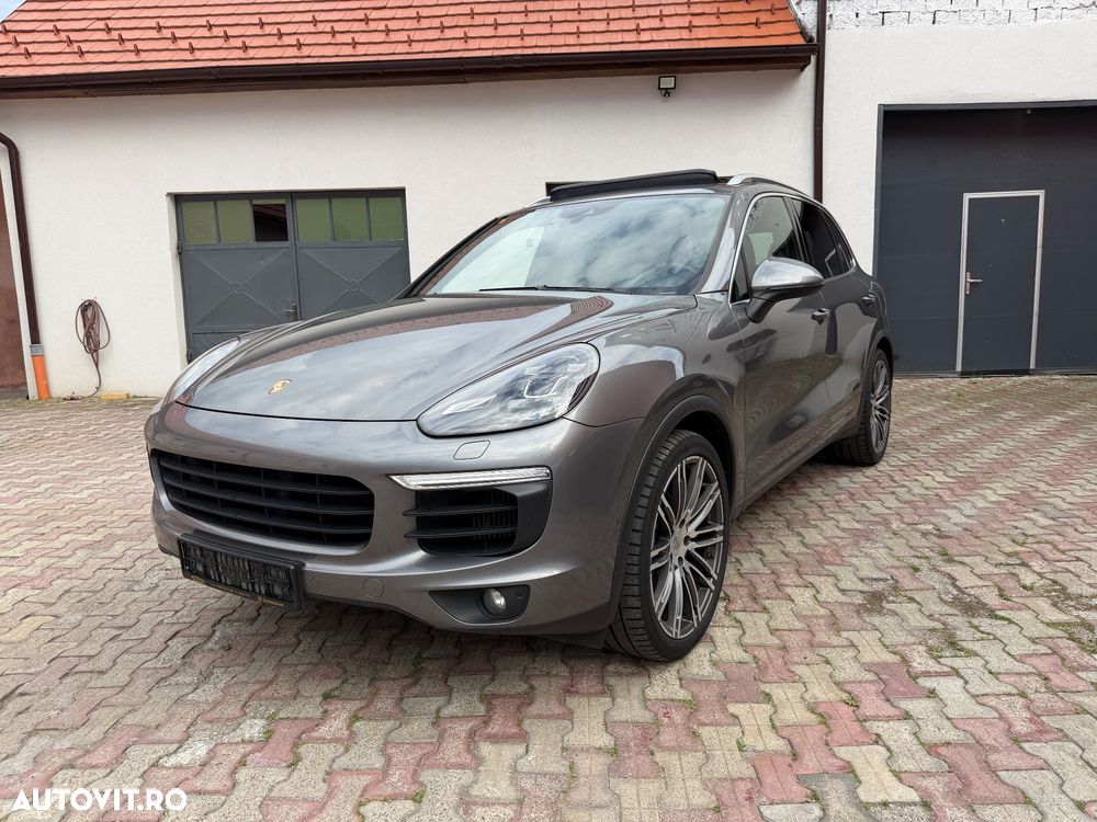 Porsche Cayenne Platinum Edition - 37