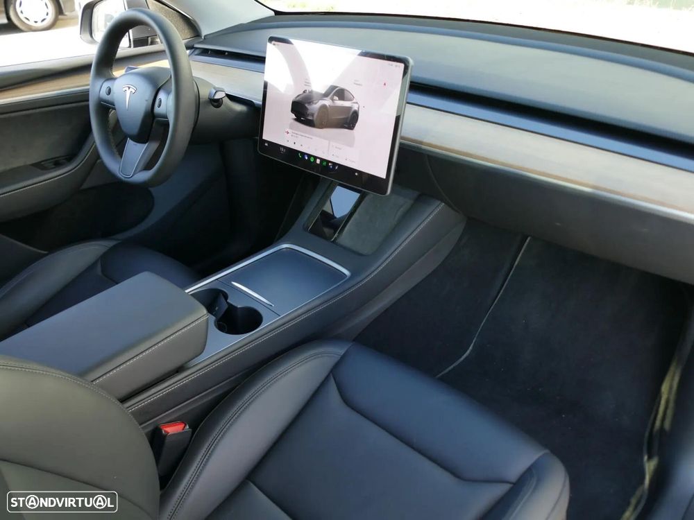 Tesla Model Y Performance Tração Integral - 27