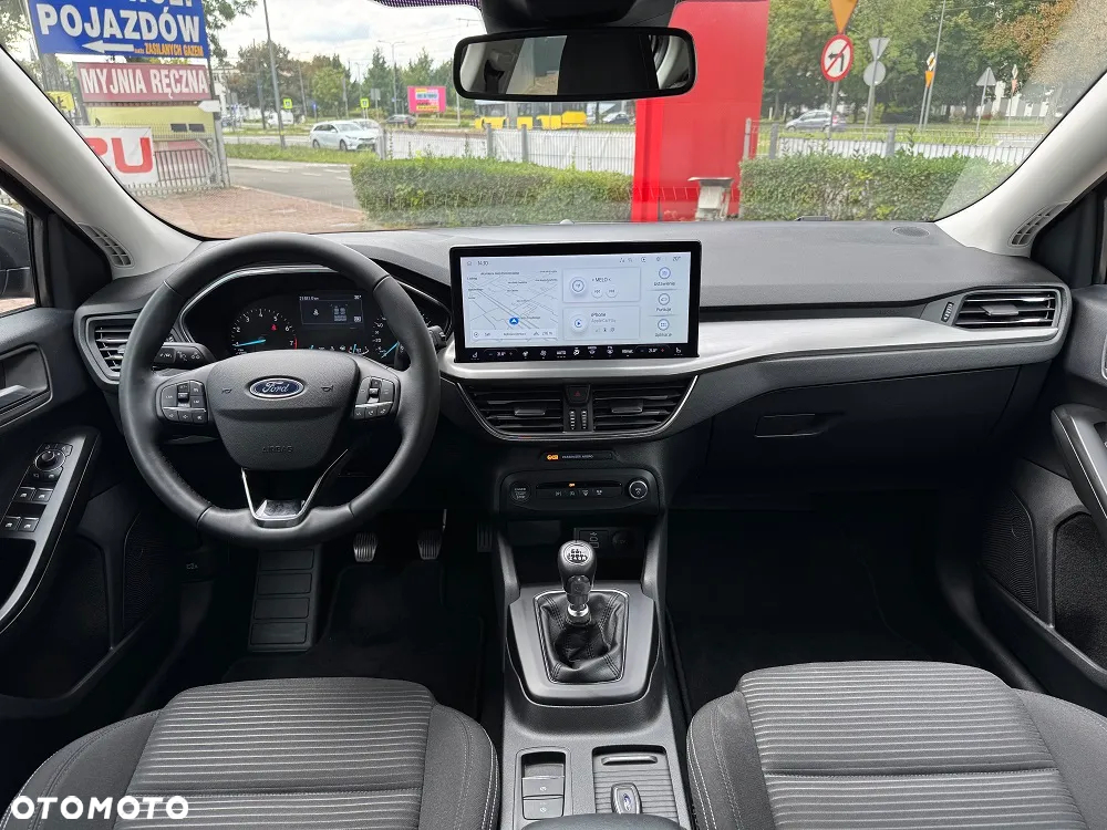 Ford Focus 1.0 EcoBoost Titanium - 11